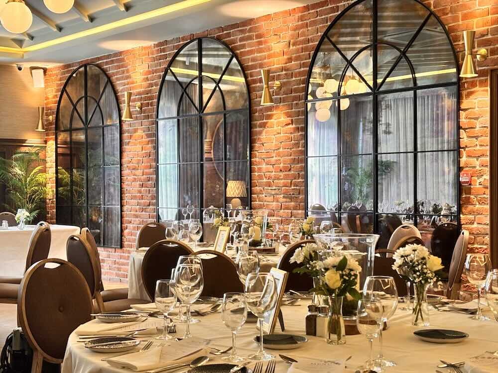 The Ashe Hotel wedding dinner